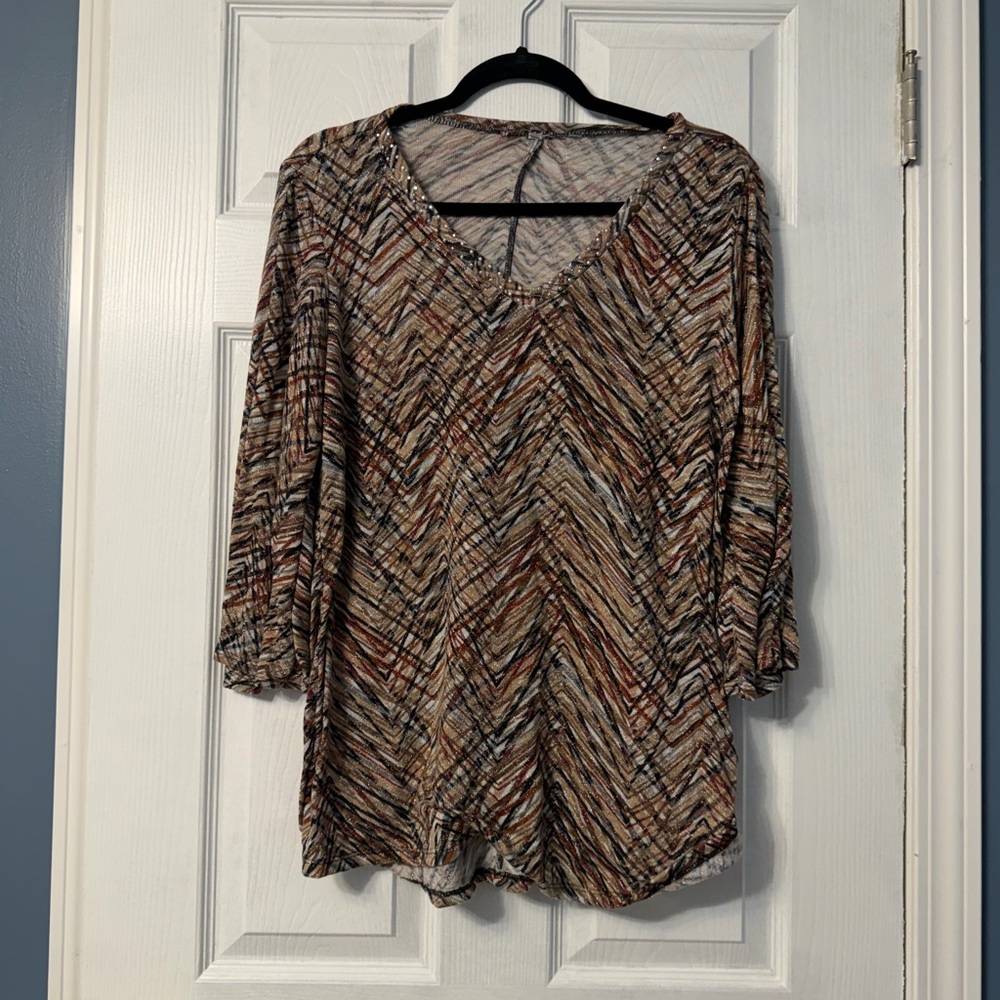 Striped patterned top size 1x
